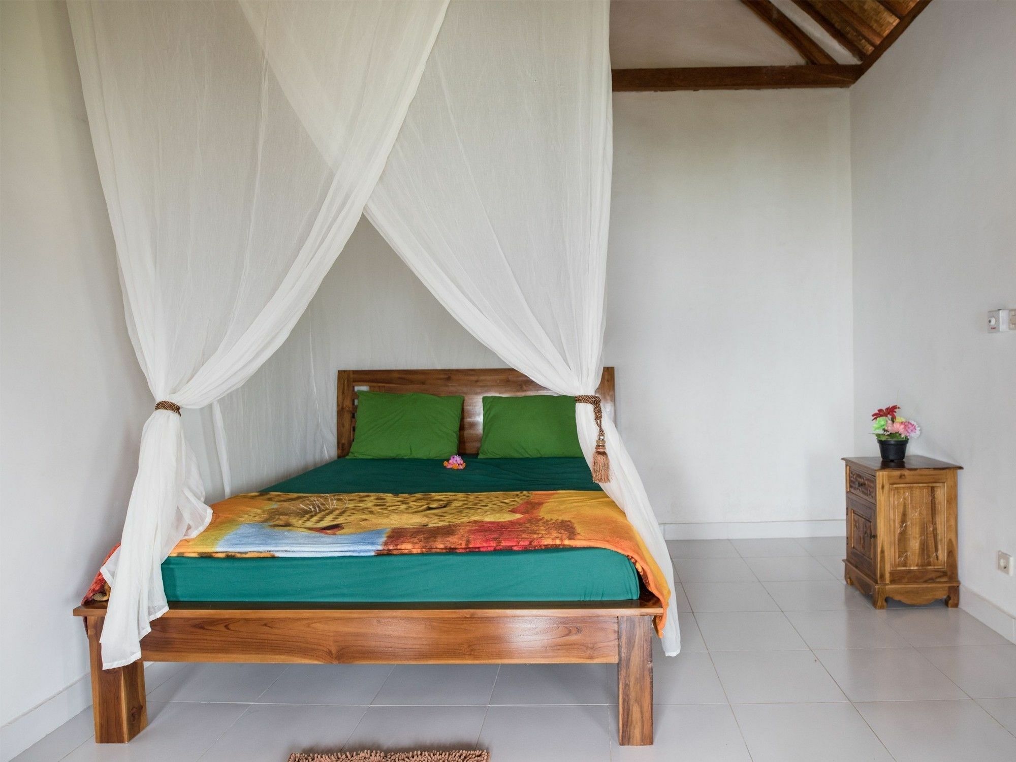 Banana Guest House Batununggul Extérieur photo